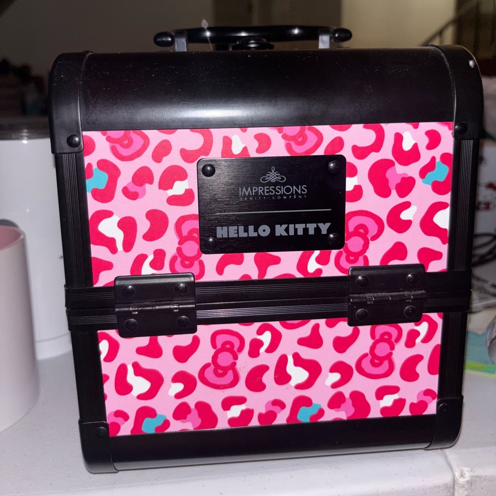 Hello Kitty x Impressions Vanity Make Up Box